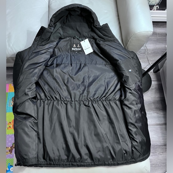 NWT - Barbour Men’s Snowfell Quilted Jacket - Size M - Picture 8 of 13